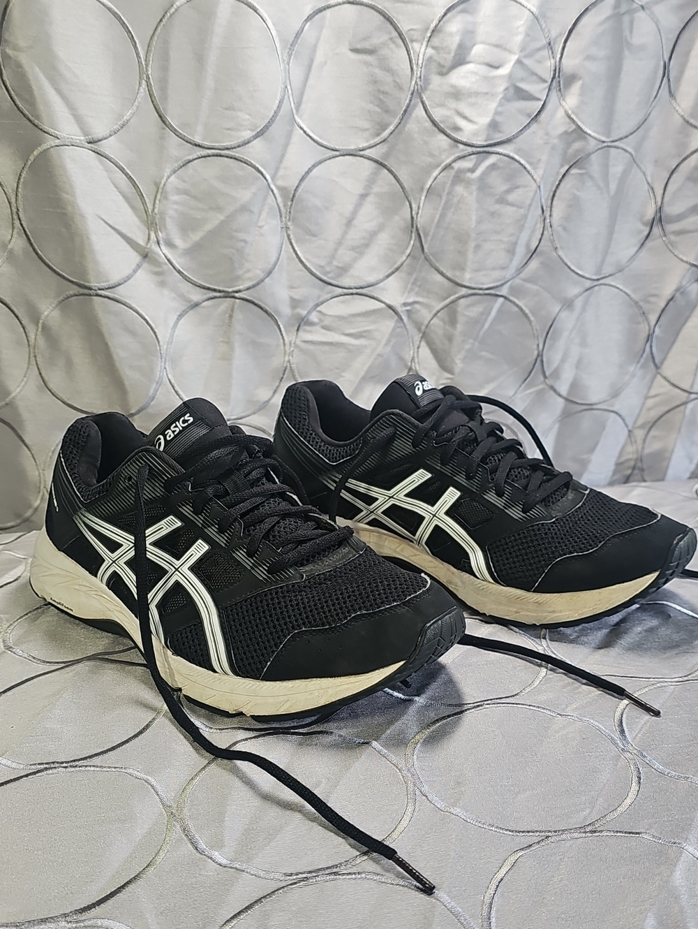 ASICS Gel Contend 5 Black White Women's Athletic Running Shoe Extra Wide Size 11